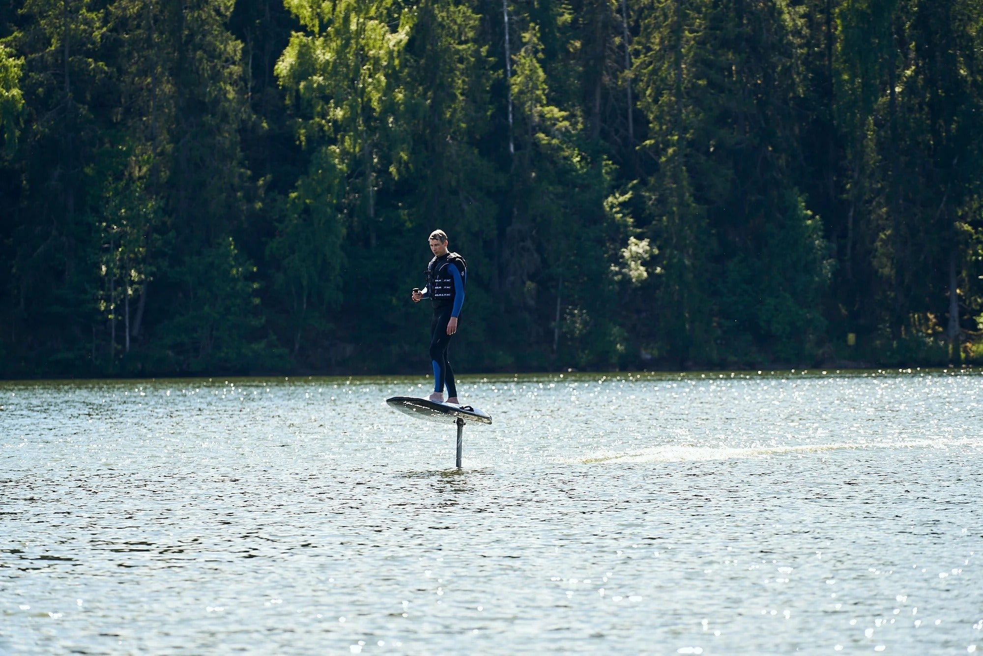 Beginner’s First Hydrofoil Ride: What to Expect on the Water